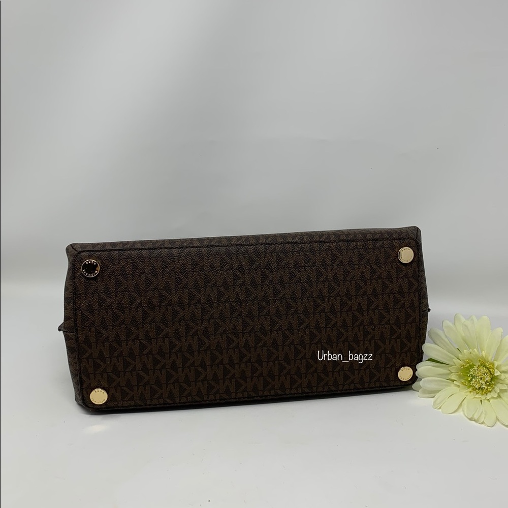 Michael Kors Teagen LG Long Drop Tote And Wallet - Picture 6 of 13